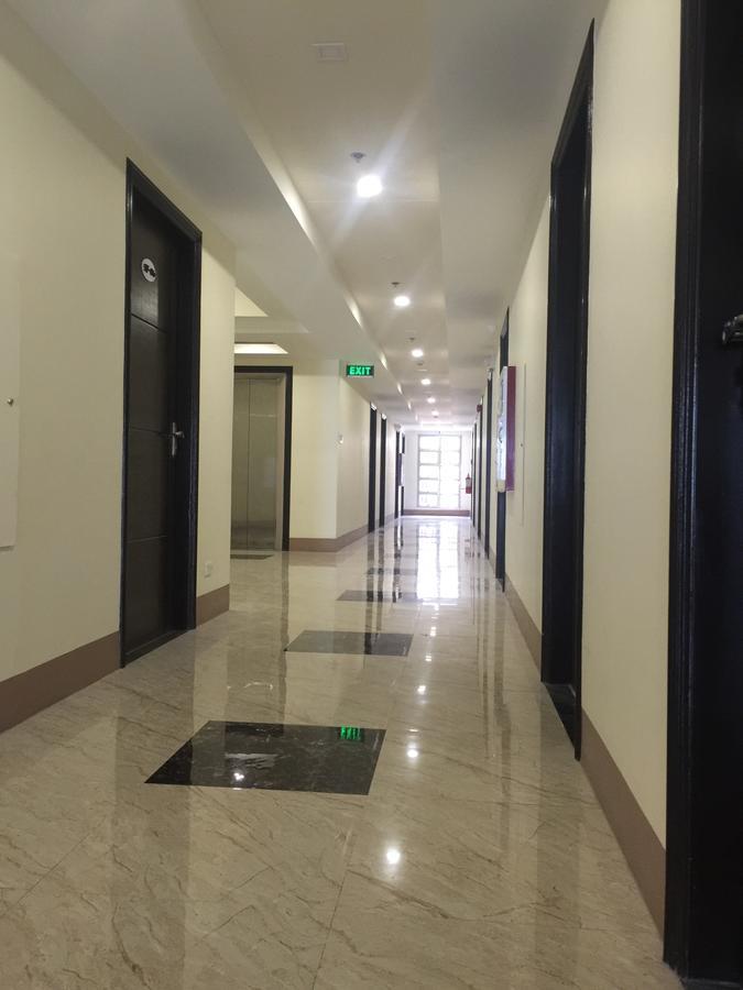Susana'S Baguio Condotel Багио Номер фото